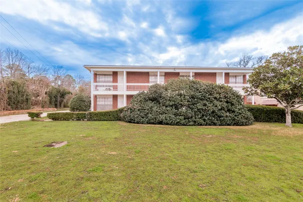 $1,250 | 1917 20th Street, Unit 1, Huntsville, TX 77340