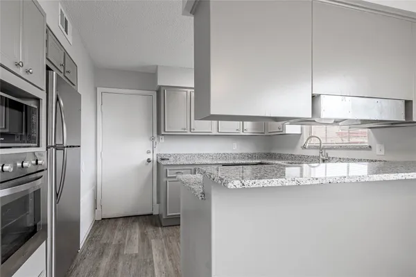 $1,250 | 1917 20th Street, Unit 1, Huntsville, TX 77340