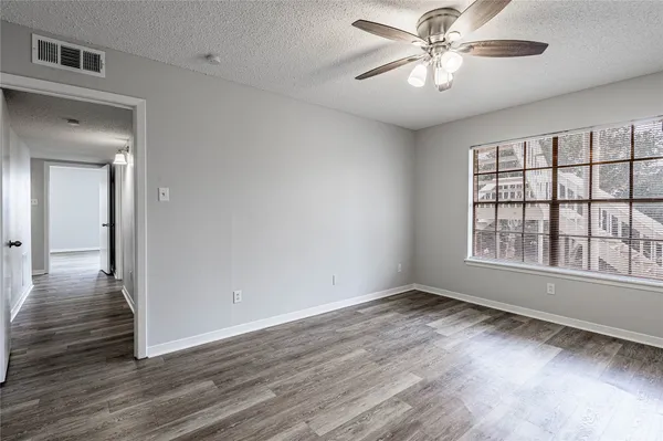 $1,250 | 1917 20th Street, Unit 1, Huntsville, TX 77340