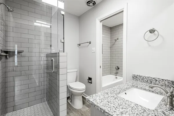 $1,250 | 1917 20th Street, Unit 1, Huntsville, TX 77340