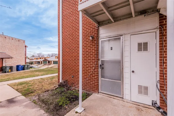 $1,250 | 1917 20th Street, Unit 1, Huntsville, TX 77340