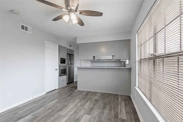 $1,250 | 1917 20th Street, Unit 1, Huntsville, TX 77340