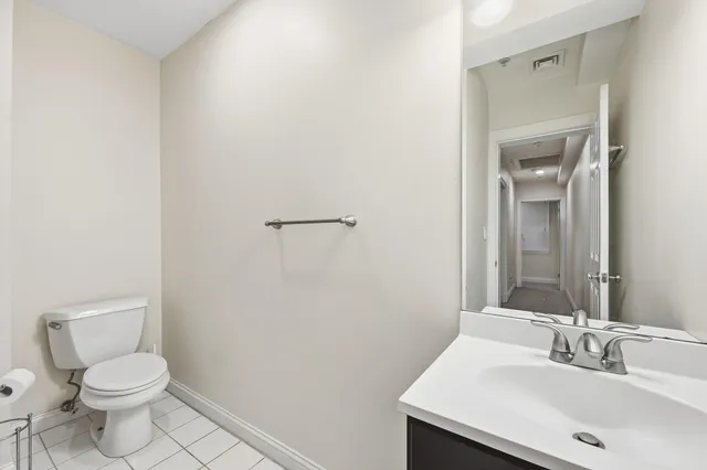 $2,500 | 615 Main Street, Unit 3, Hyannis, MA 02601