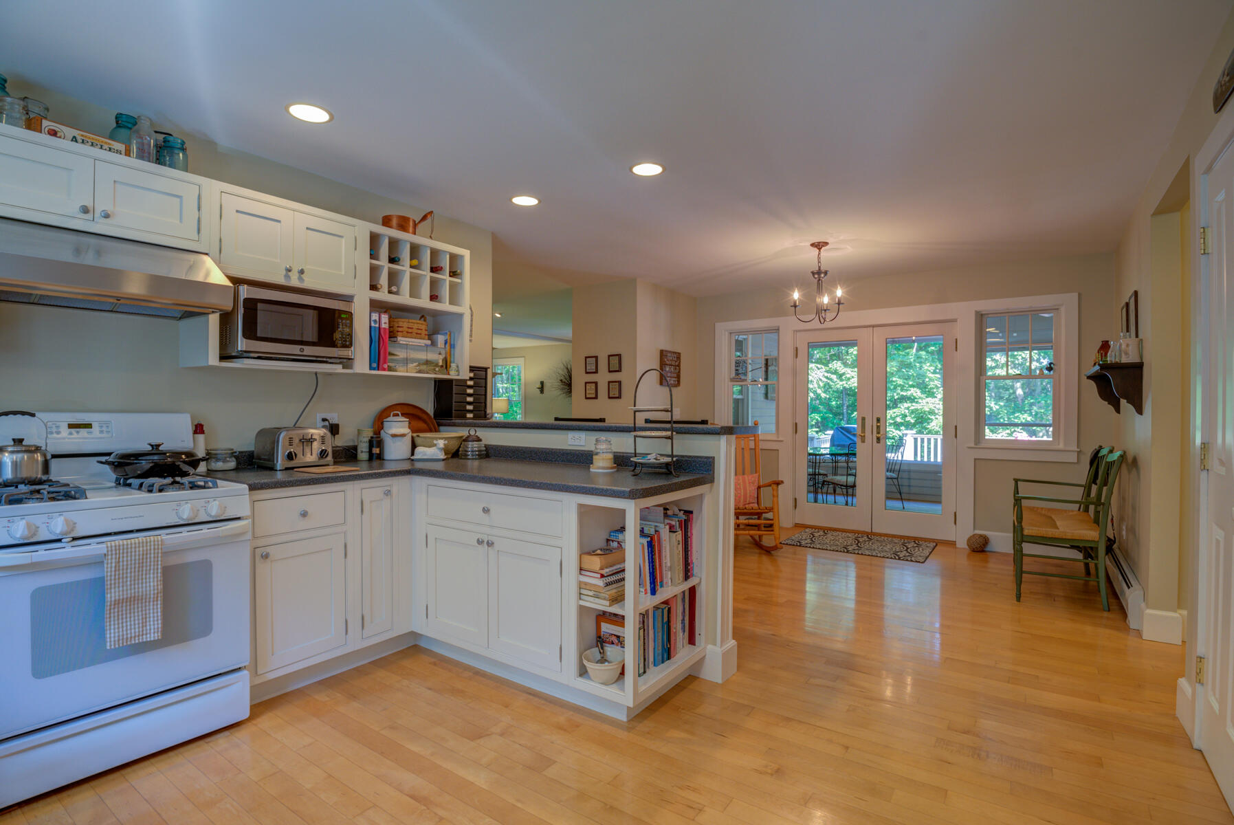 2 Rokonomo Way Cape Neddick, ME 03902 - Photo 9 of 44 Pic#-8