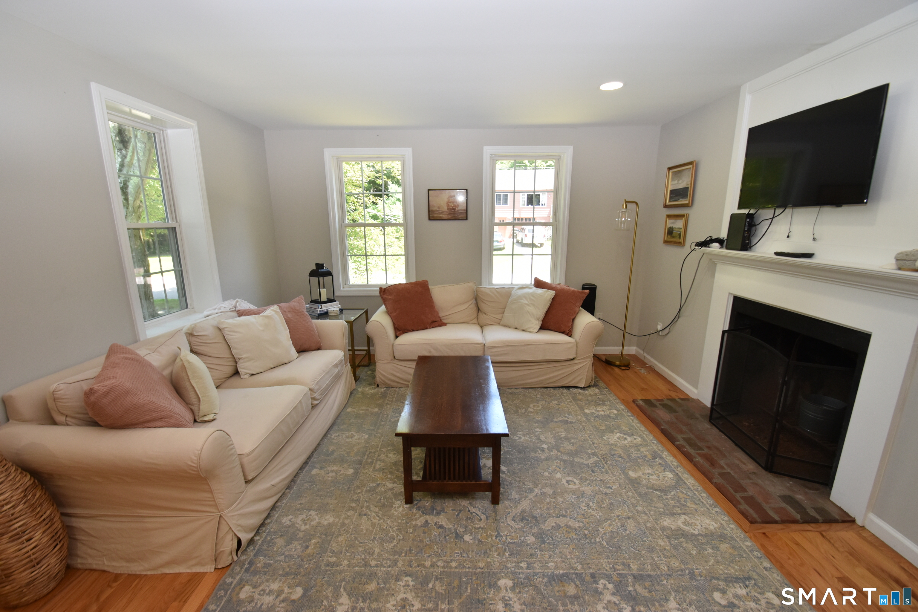 139 Hewitt Road Stonington, CT 06378 - Photo 14 of 25 Gallery Image 14