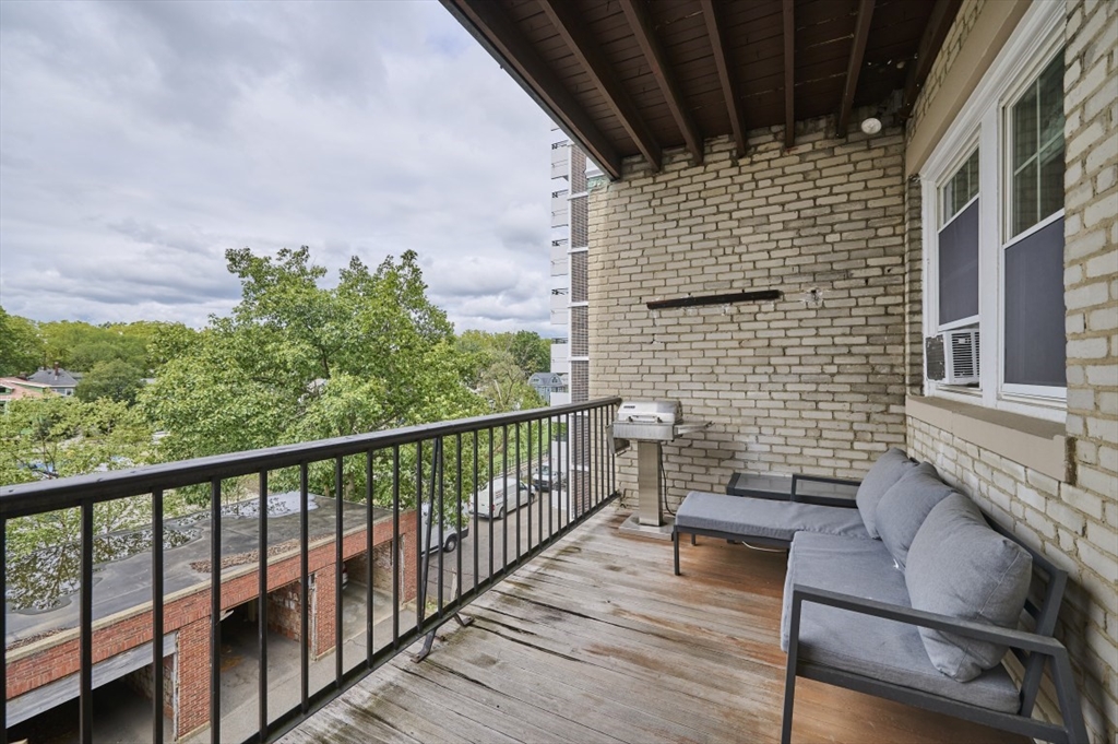 52 Babcock Street, Unit 6 Brookline, MA 02446 - Photo 20 of 22