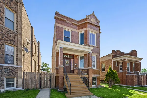 $499,999 | 2231 South Austin Boulevard, Cicero, IL 60804
