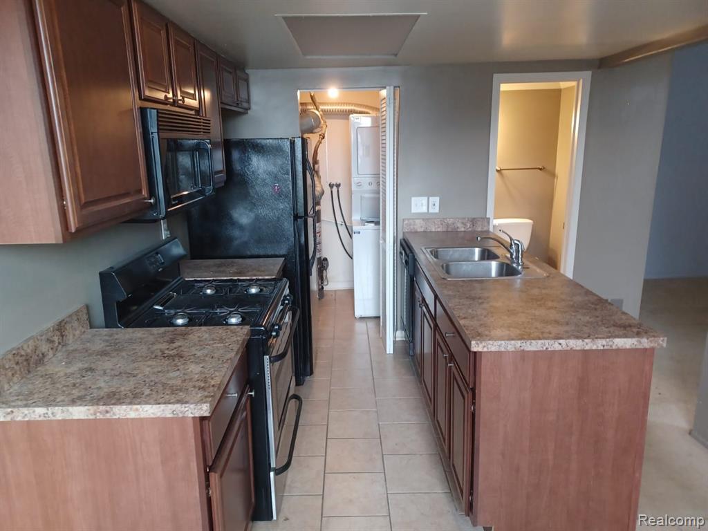 14091 Jackson Street Taylor, MI 48180 - Photo 9 of 17