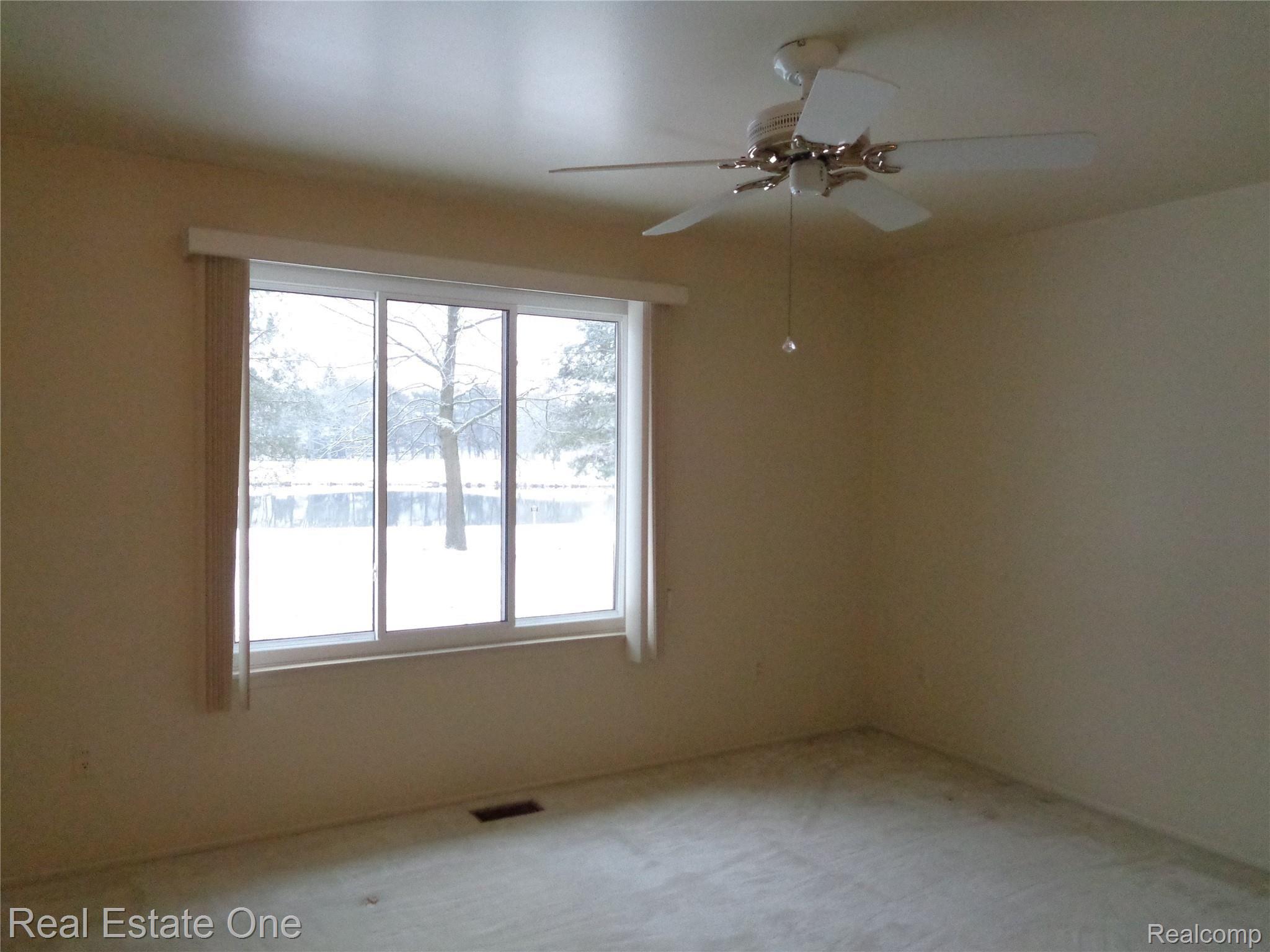624 Tennyson, Unit 113 Rochester, MI 48307 - Photo 22 of 51 Master suite with a great view to wake up to...