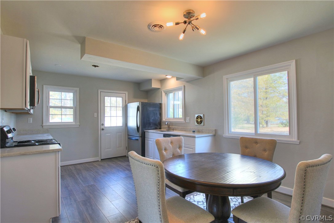 10120 Kexby Road Henrico, VA 23228 - Photo 12 of 39 Gallery Image 12