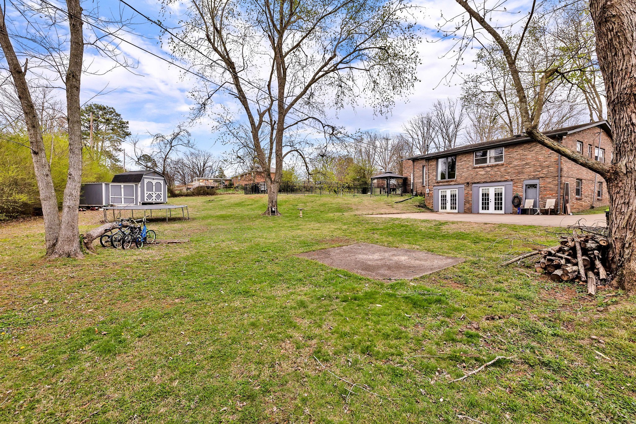 105 Hawkins Road Clarksville, TN 37040 - Photo 37 of 44 Gallery Image 37