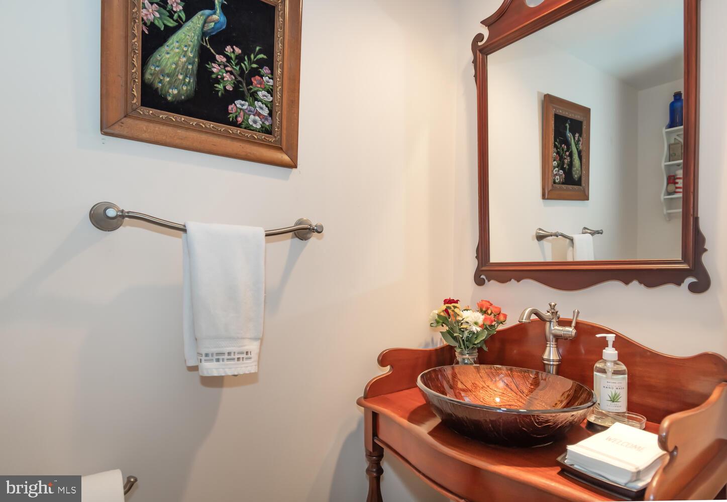 322 Riding Ridge Road Annapolis, MD 21403 - Photo 22 of 42 Custom First Floor 1/2 Bath.
