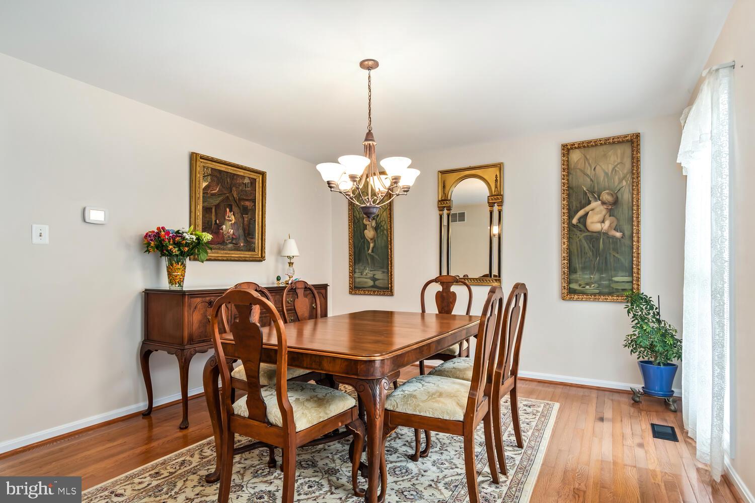 322 Riding Ridge Road Annapolis, MD 21403 - Photo 8 of 42 Dining Room, Hardwood Floors.
