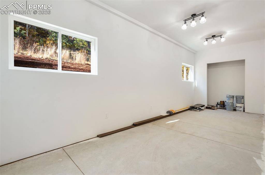 35 West Woodmen Road Colorado Springs, CO 80919 - Photo 41 of 47