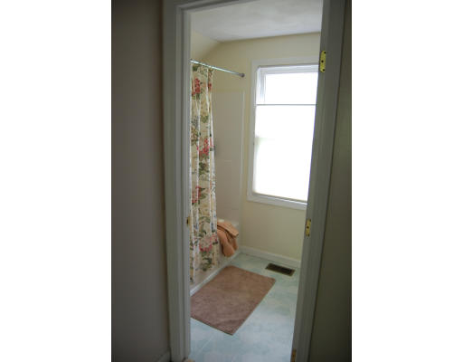 12 Indian Road Wayland, MA 01778 - Photo 13 of 14