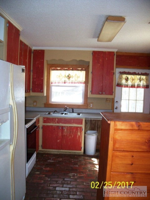 118 South Overpass Ramp, Unit RAMP Crumpler, NC 28617 - Photo 2 of 11 Gallery Image 2
