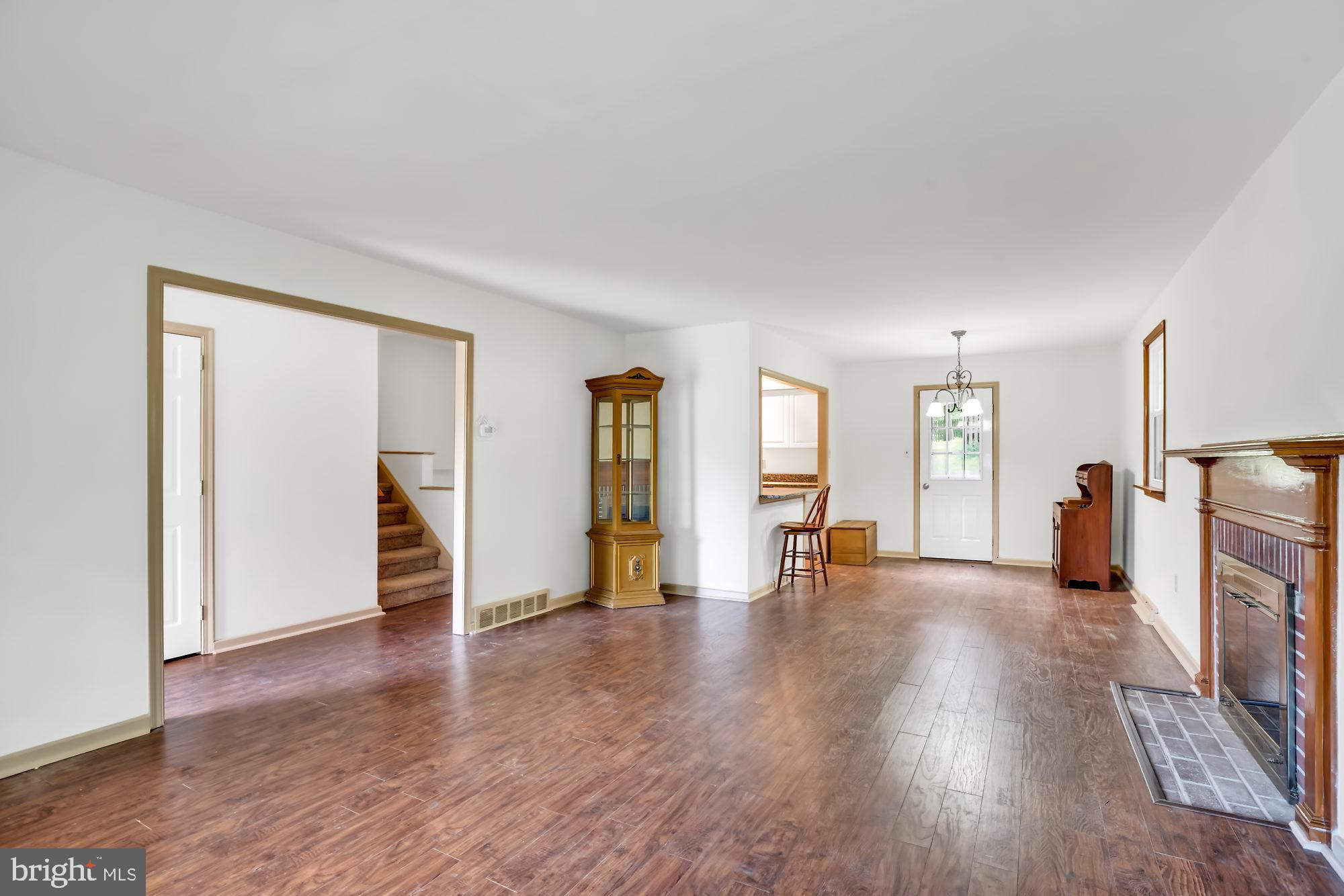 122 Bartholomew Road Berwyn, PA 19312 - Photo 3 of 33 Gallery Image 3