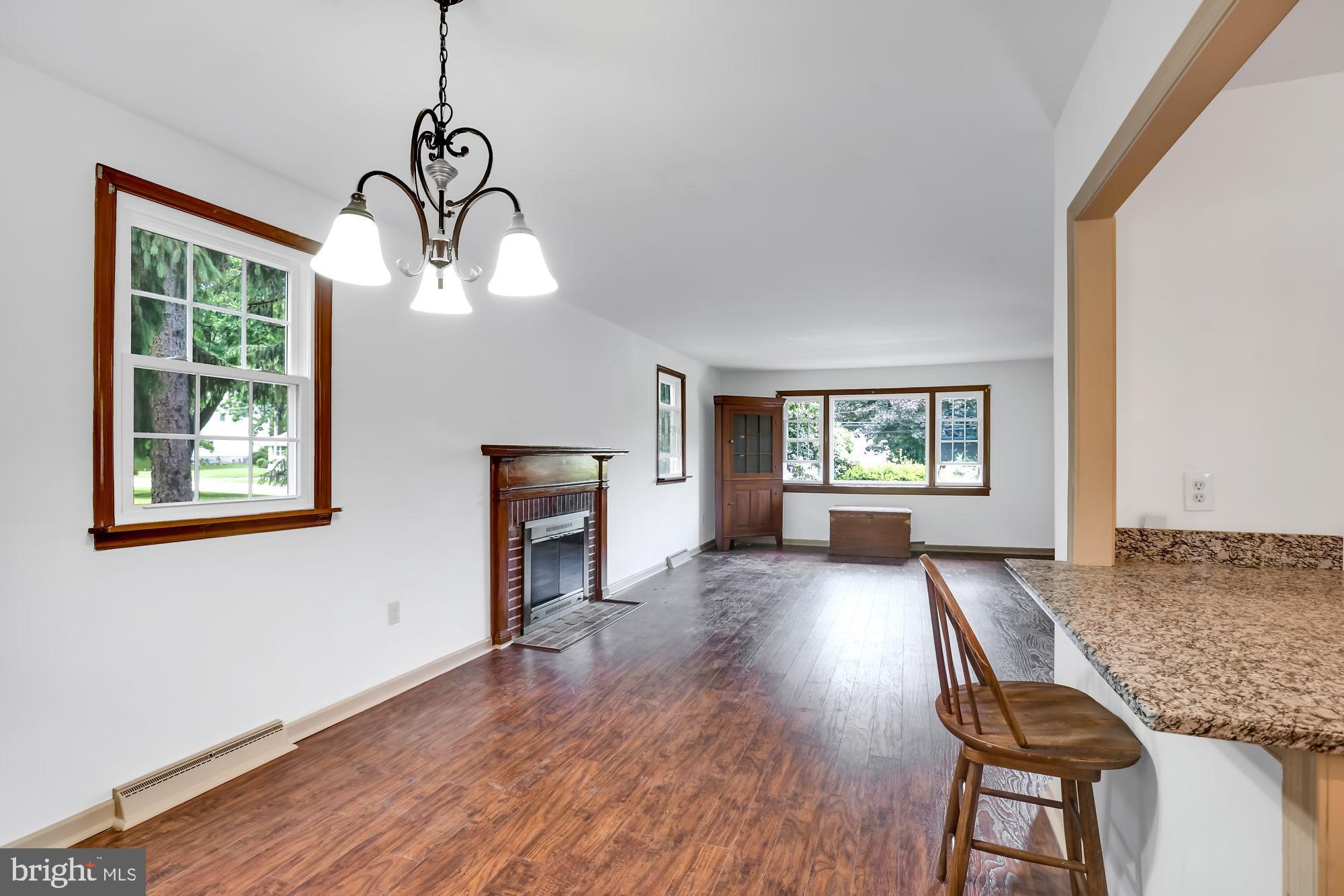 122 Bartholomew Road Berwyn, PA 19312 - Photo 5 of 33 Gallery Image 5