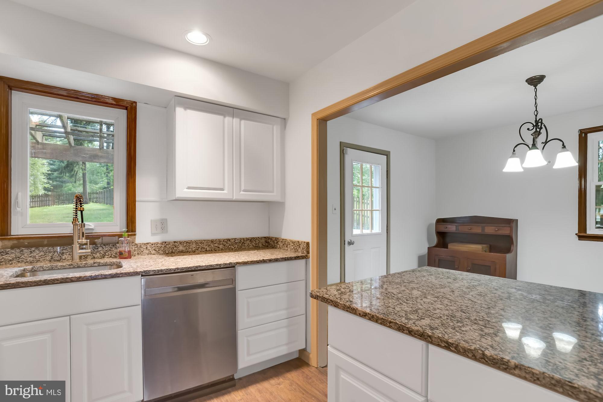 122 Bartholomew Road Berwyn, PA 19312 - Photo 6 of 33 Gallery Image 6