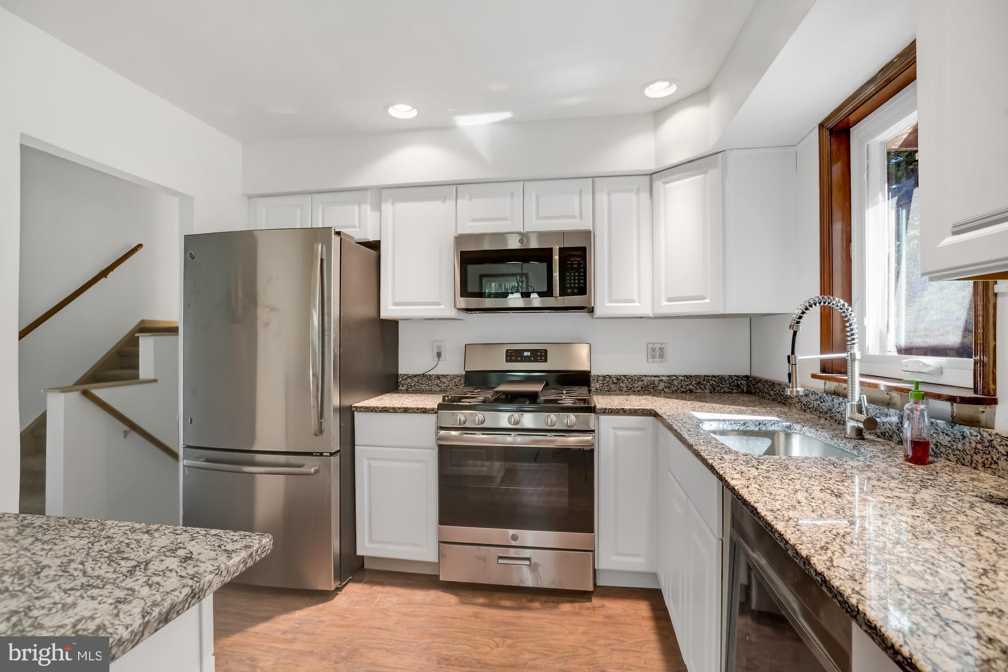 122 Bartholomew Road Berwyn, PA 19312 - Photo 8 of 33 Gallery Image 8