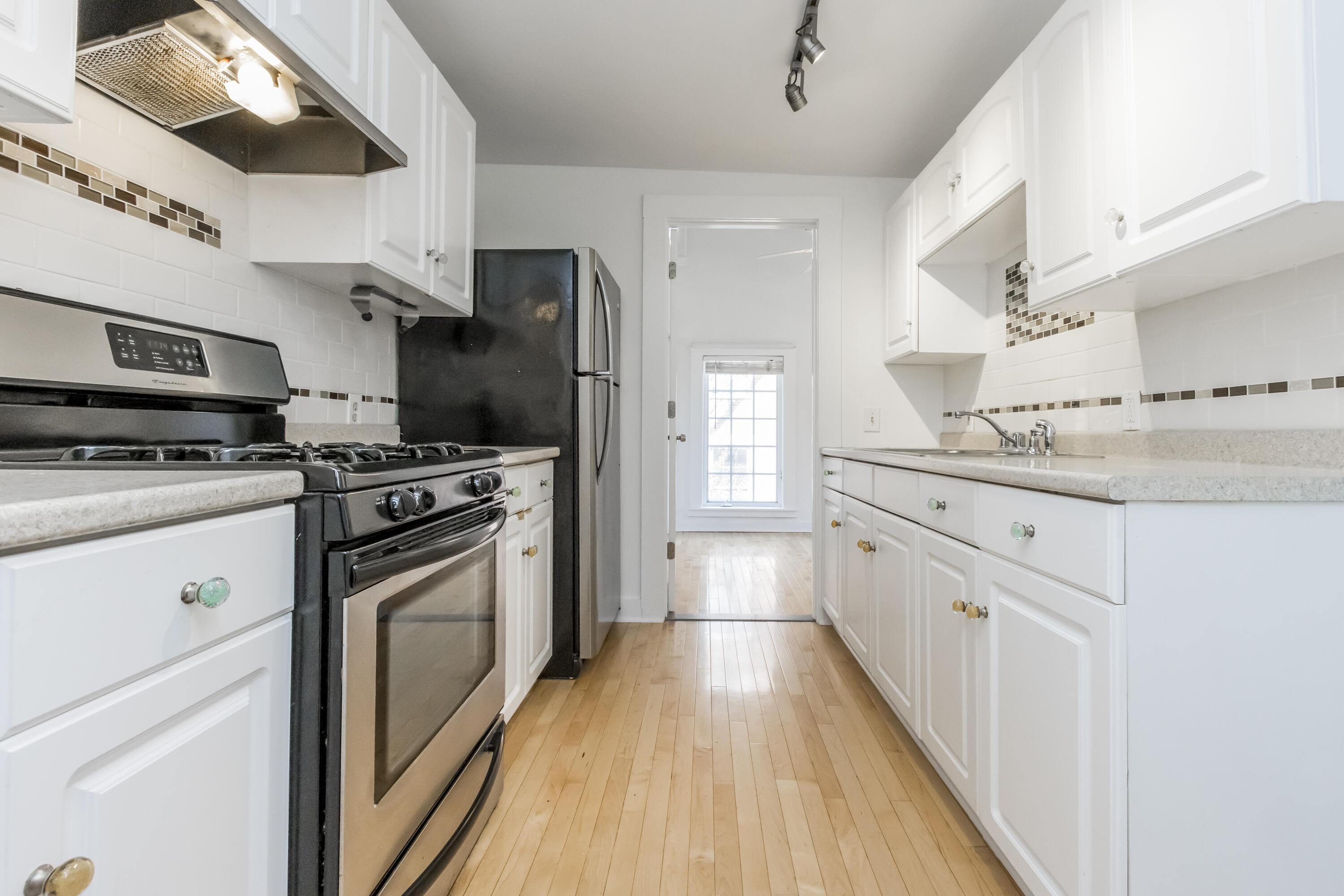 167 Danforth Street, Unit 4 Portland, ME 04102 - Photo 20 of 40 20240807EG-72043