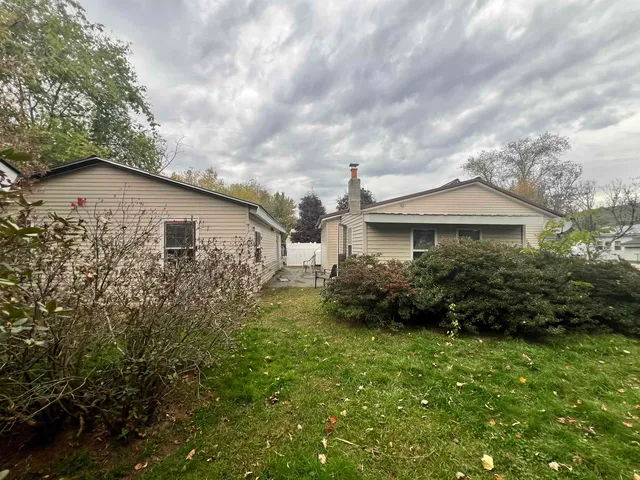 $150,000 | 13 Fairbanks Road, Newport, NH 03773