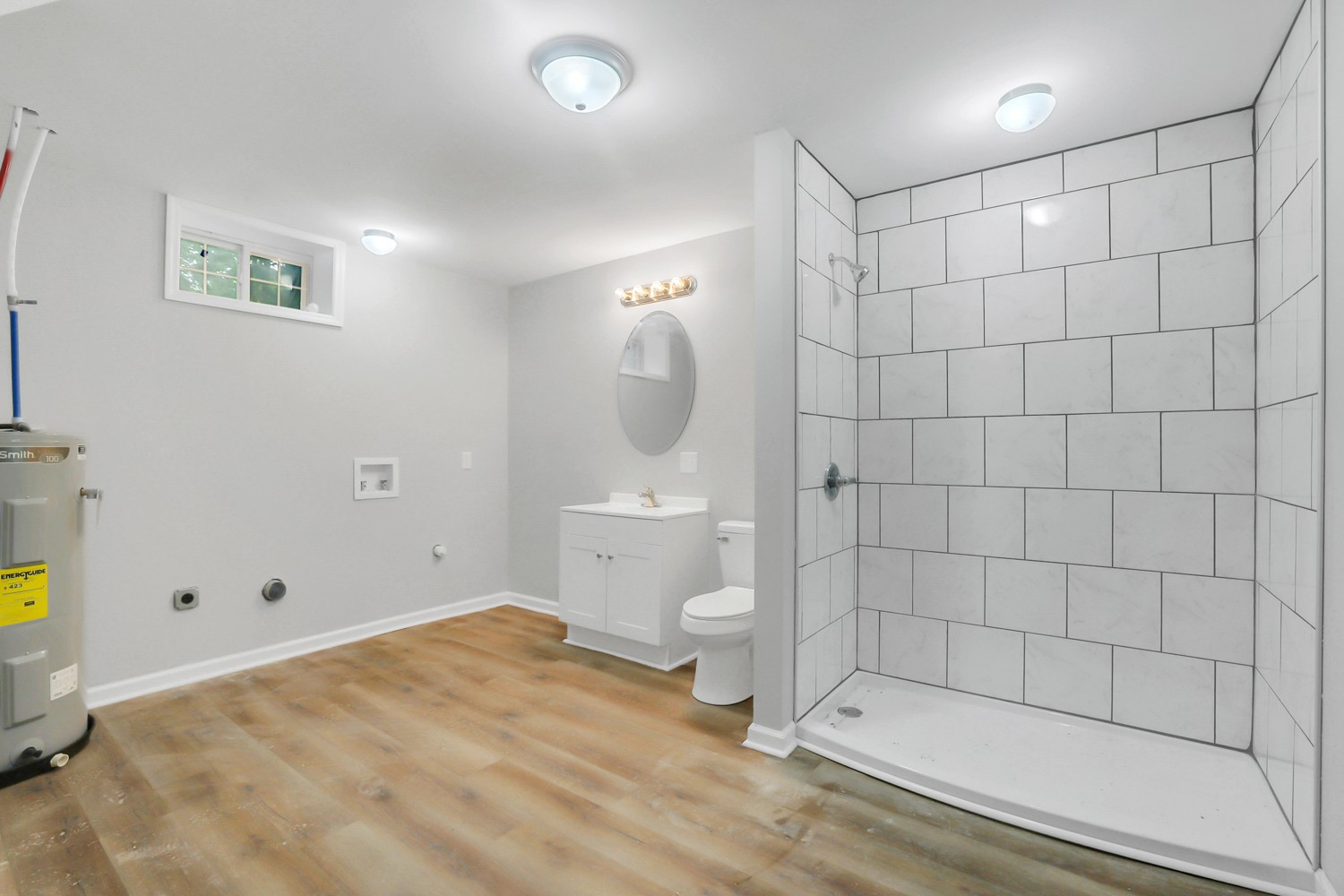 827 Spring Street Red Boiling Springs, TN 37150 - Photo 16 of 25 a bathroom with a toilet and shower