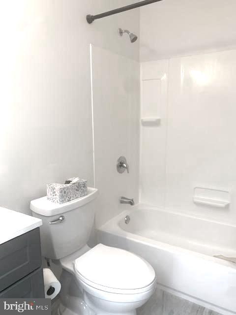 69 Cheverny Court Hamilton, NJ 08619 - Photo 20 of 27 Main Bathroom