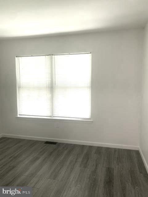 69 Cheverny Court Hamilton, NJ 08619 - Photo 21 of 27 Second Bedroom