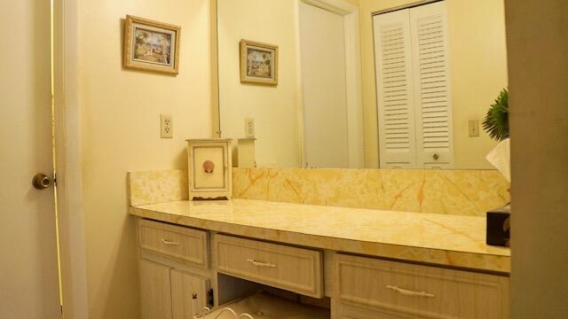 6461 Northwest 2nd Avenue, Unit 505 Boca Raton, FL 33487 - Photo 13 of 18 Vanity Area
