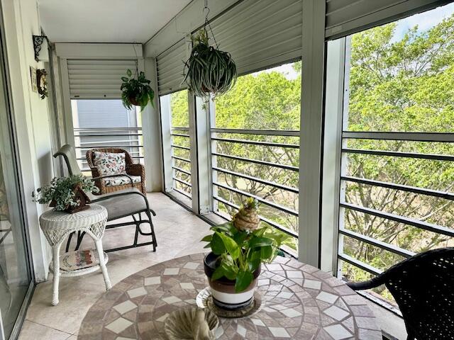 6461 Northwest 2nd Avenue, Unit 505 Boca Raton, FL 33487 - Photo 16 of 18 Patio