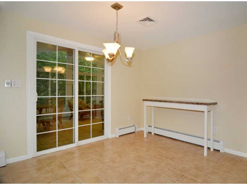 73 Charles Harpin Road Scituate, RI 02825 - Photo 9 of 24 Dining Area.
