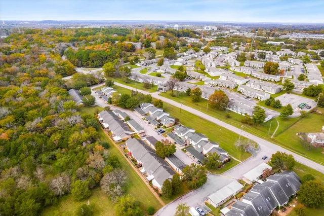 $273,600 | 128 Lake Chateau Drive, Hermitage, TN 37076