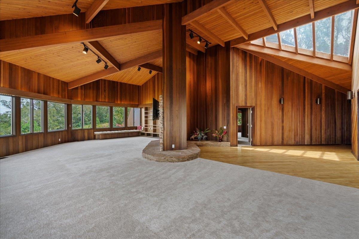 2450 Piiholo Road Makawao, HI 96768 - Photo 15 of 50