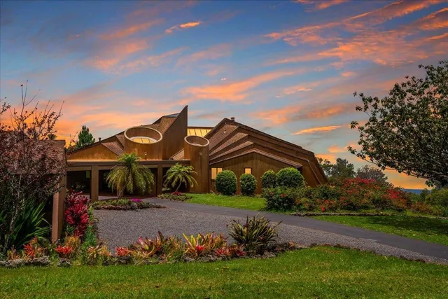 $4,949,000 | 2450 Piiholo Road, Makawao, HI 96768