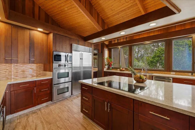 $4,949,000 | 2450 Piiholo Road, Makawao, HI 96768