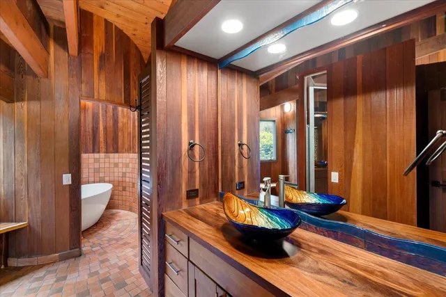 $4,949,000 | 2450 Piiholo Road, Makawao, HI 96768