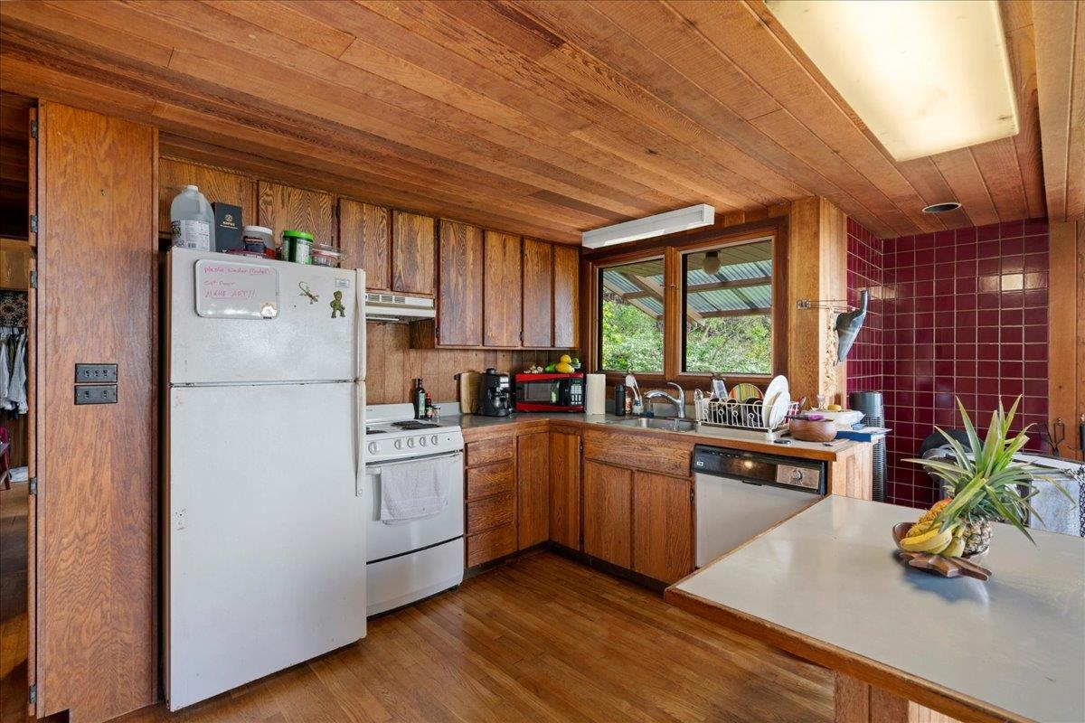 2450 Piiholo Road Makawao, HI 96768 - Photo 45 of 50