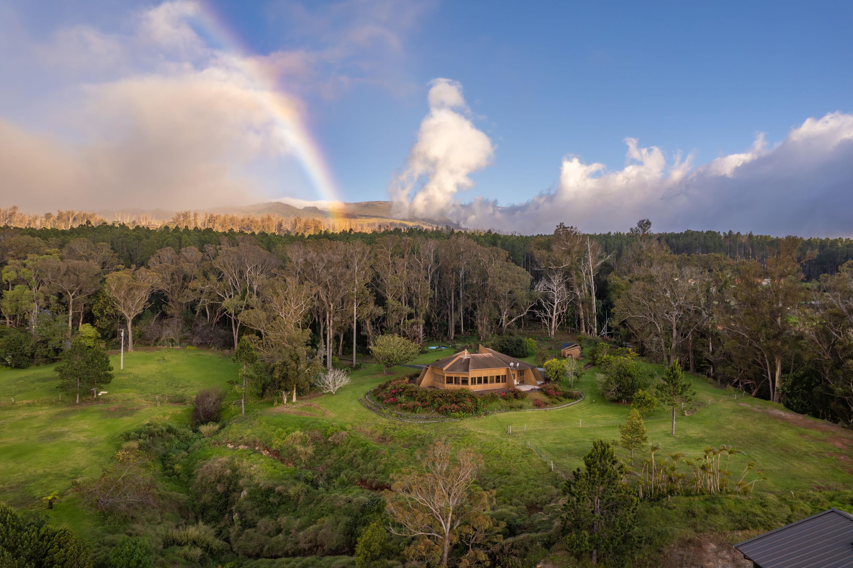 2450 Piiholo Road Makawao, HI 96768 - Photo 5 of 50