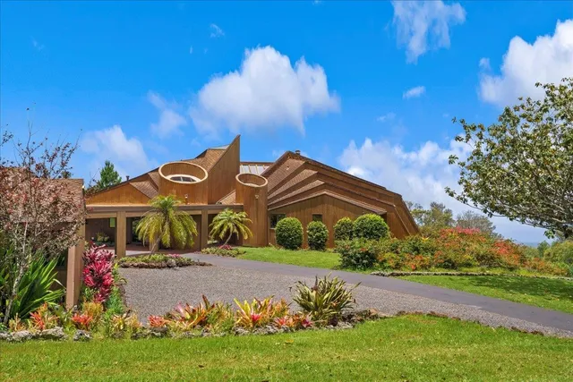 $4,949,000 | 2450 Piiholo Road, Makawao, HI 96768