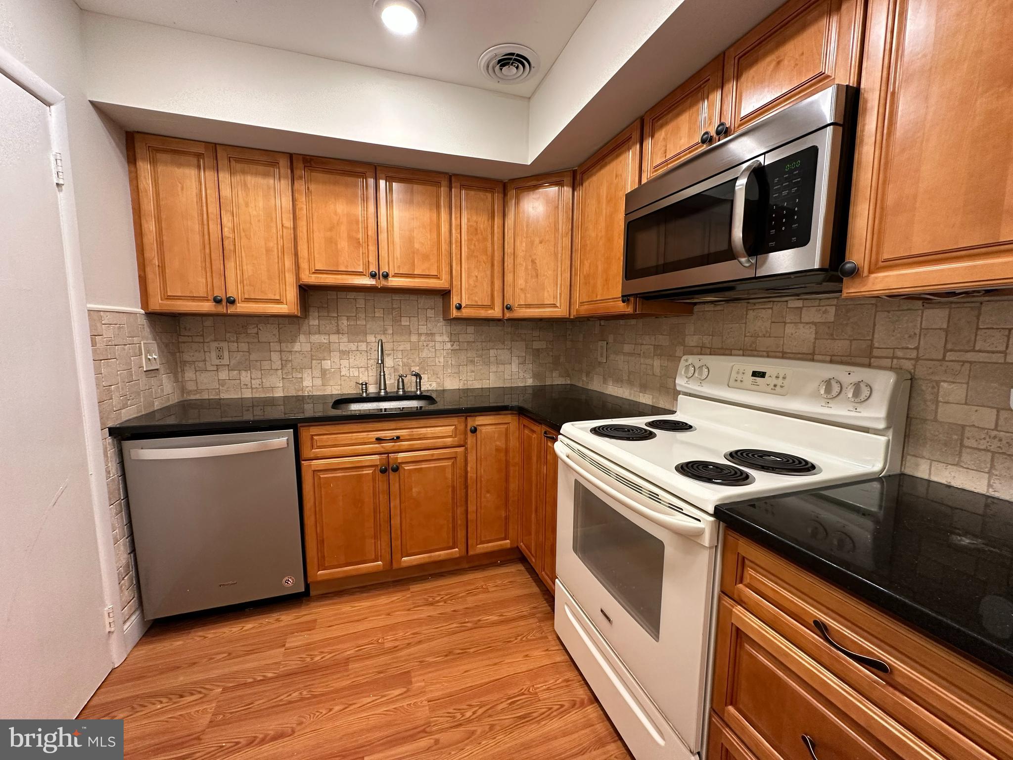 903 Cable Hill Drive, Unit TYPE Springfield, PA 19064 - Photo 13 of 20 Full Kitchen with huge walk-in Pantry closet.