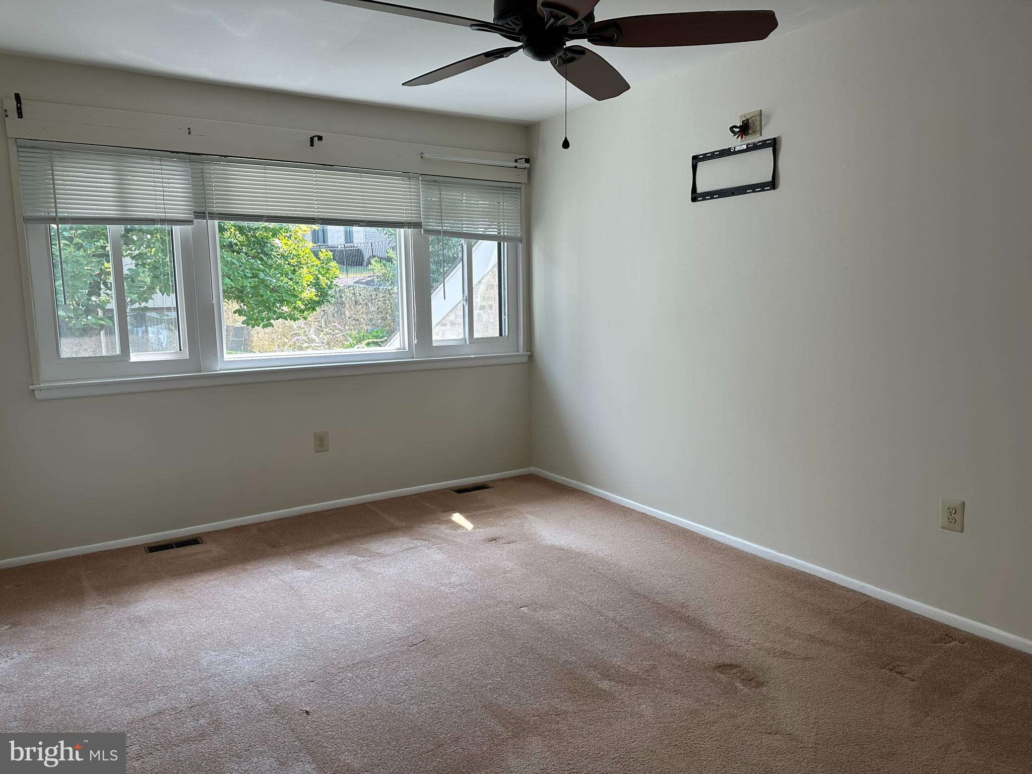 903 Cable Hill Drive, Unit TYPE Springfield, PA 19064 - Photo 15 of 20 Bedroom 1 16 x 11