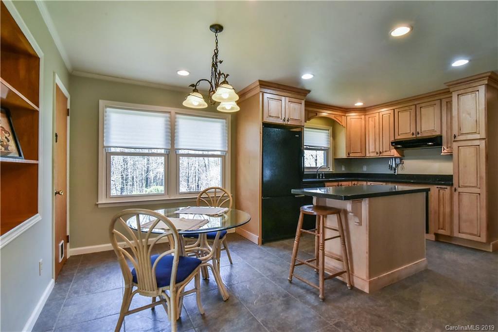 435 Rowland Rd. Swannanoa, NC 28778 - Photo 13 of 30 Gallery Image 13