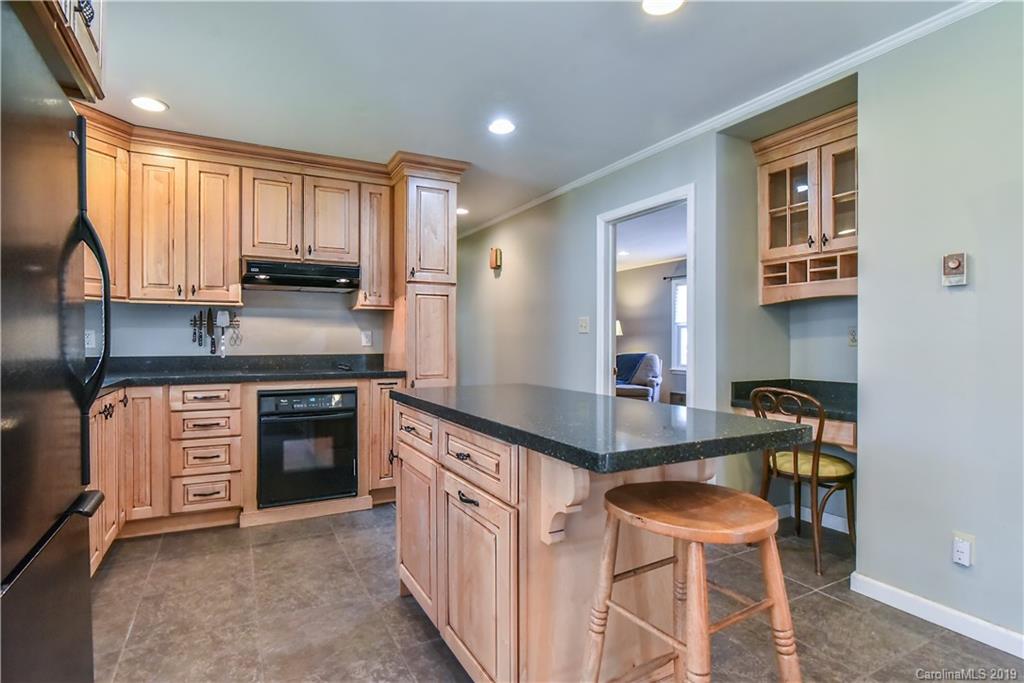 435 Rowland Rd. Swannanoa, NC 28778 - Photo 14 of 30 Gallery Image 14