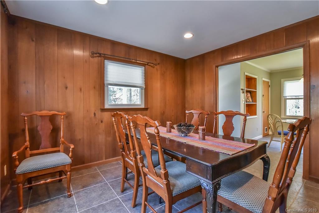 435 Rowland Rd. Swannanoa, NC 28778 - Photo 17 of 30 Gallery Image 17