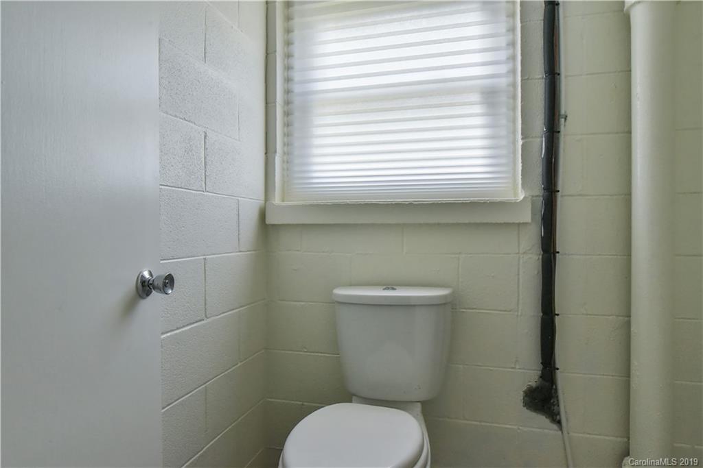 435 Rowland Rd. Swannanoa, NC 28778 - Photo 30 of 30 Gallery Image 30