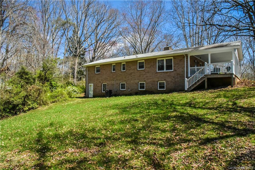 435 Rowland Rd. Swannanoa, NC 28778 - Photo 4 of 30 Gallery Image 4