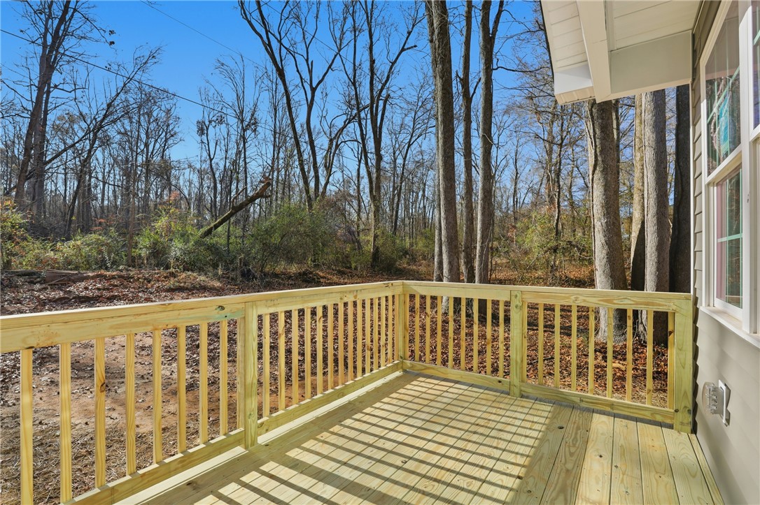 216 Cloverhill Drive Anderson, SC 29624 - Photo 36 of 39 Back Deck