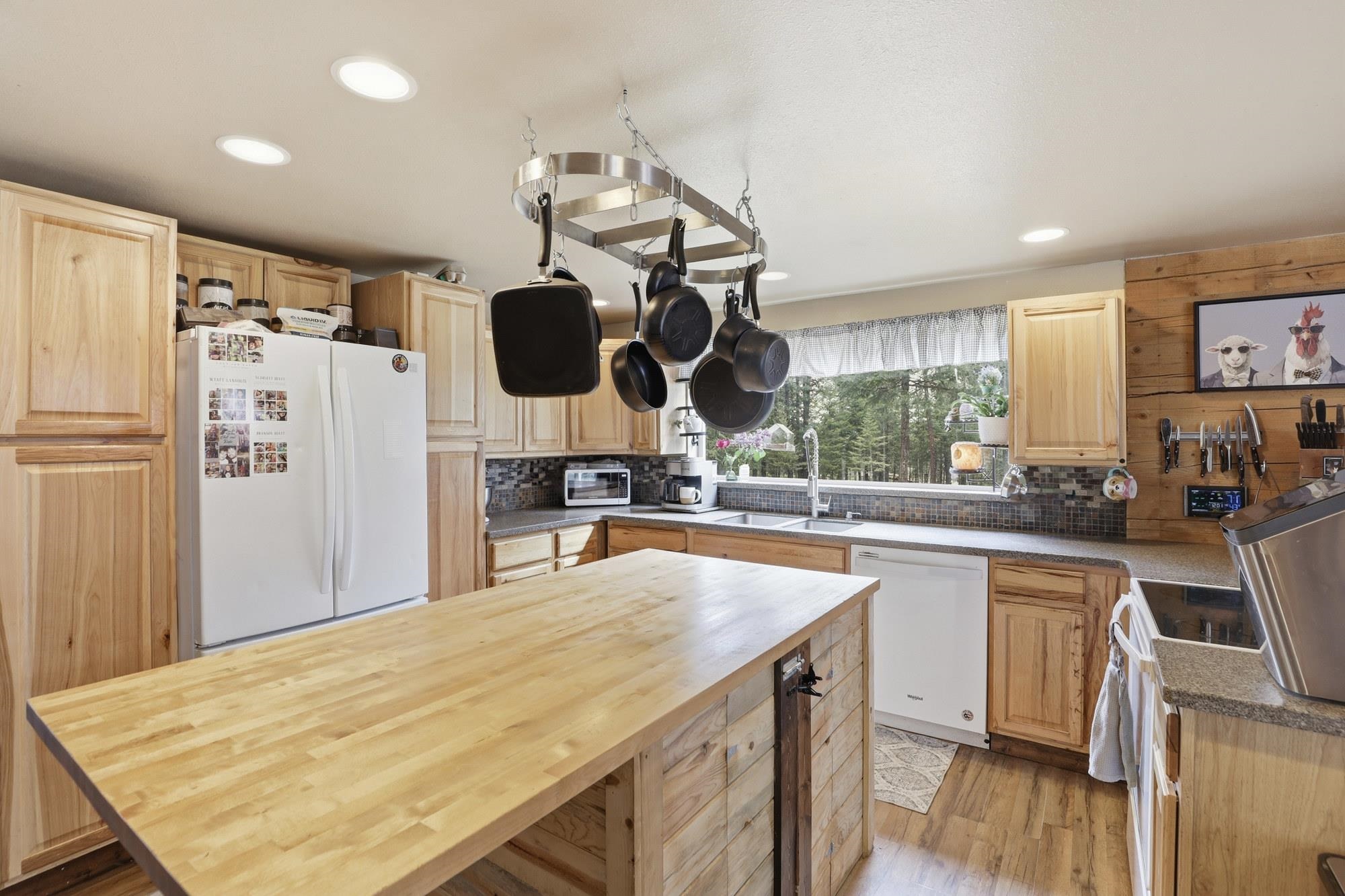 5220 Hattery-Owens Road Deer Park, WA 99006 - Photo 7 of 46