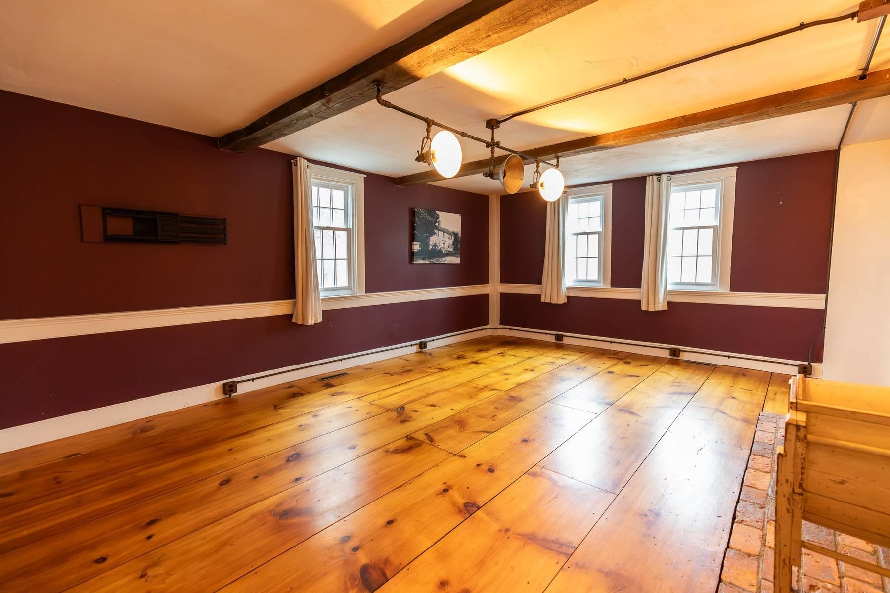 395 Ashby Road New Ipswich, NH 03071 - Photo 16 of 59